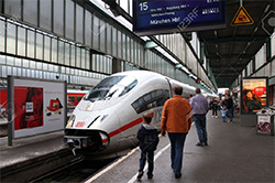 Los Ferrocarriles Alemanes movieron 2.520 millones de viajeros en 2015, un 0,1 por ciento menos que el año anterior