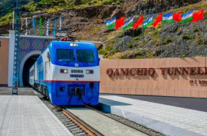 Uzbekistán inaugura una conexión entre Angren y Pap