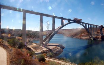 El viaducto de Almonte, premiado con la medalla internacional Gustav Lindenthal en ingeniería de puentes