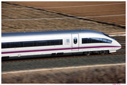La alta velocidad Madrid-Zaragoza-Barcelona cumple nueve años, con casi 7,5 millones de viajeros anuales 