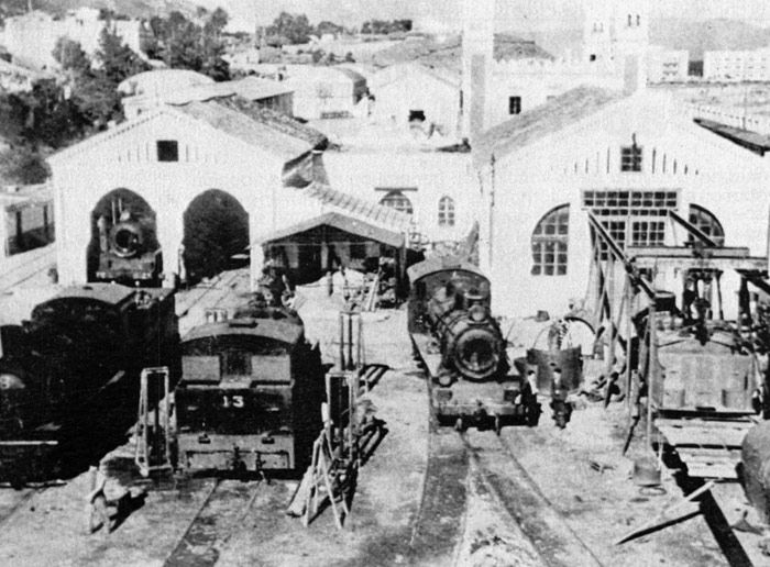 Antiguo depsito de de mquinas de Ceuta.