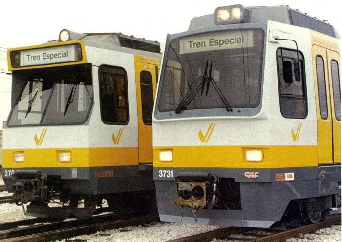 FGV presenta  en 1990 la primera unidad de tren articulado que prestar servicio en el metropolitano de Valencia.