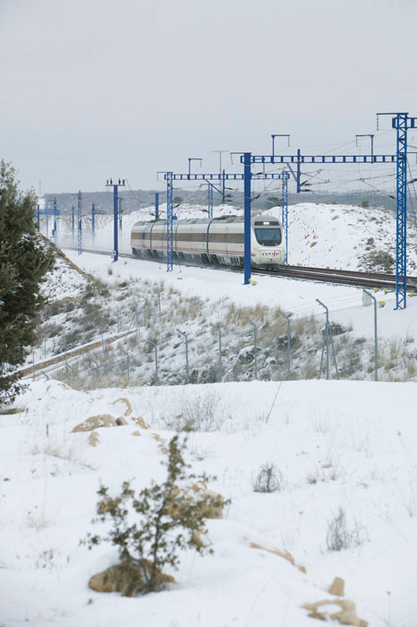Tren AVE en la lnea de alta velocidad Madrid-Barcelona