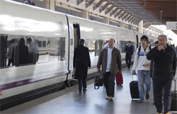 Renfe increment en un 43,5 por ciento el nmero de viajeros AVE en agosto 