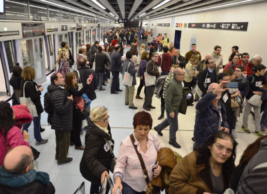 Metro de Barcelona desplegar� este a�o la mayor oferta de servicio en un d�a de Sant Jordi