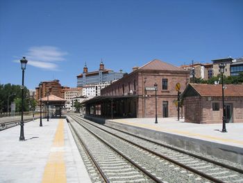 Adjudicadas las obras del telemando de energía en el tramo Zaragoza-Teruel