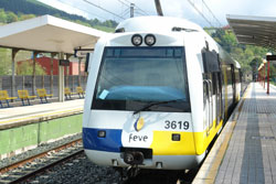 Feve ultima la investigaci�n de las causas del descarrilamiento de Parres 