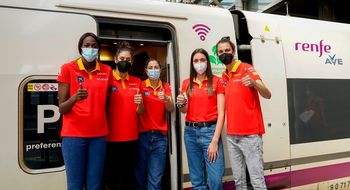 Renfe, Transporte Ferroviario Oficial de las selecciones españolas de fútbol y baloncesto