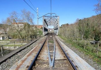 Licitados trabajos de rehabilitacin de dos puentes en la lnea Monforte de Lemos-Vigo