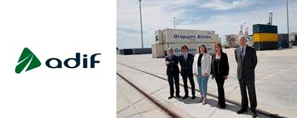 La presidenta de Adif y Adif AV visita las instalaciones del Puerto de Huelva 