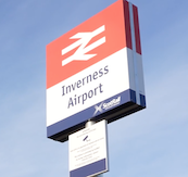 Nueva estación y línea renovada al aeropuerto escocés de Inverness