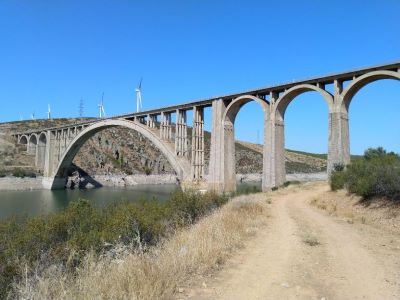 Rehabilitación del viaducto Martín Gil sobre el embalse de Ricobayo, en Zamora
