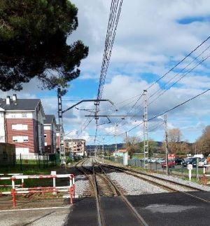 Modernización de la catenaria de la red de ancho métrico de Cantabria