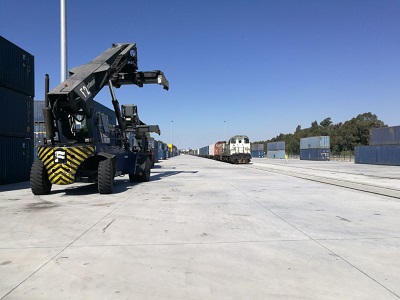 Adjudicada la rehabilitación de una de las vías del Puerto de Huelva