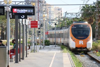 Convenios para desarrollar infraestructura viaria y ferroviaria en Cataluña 