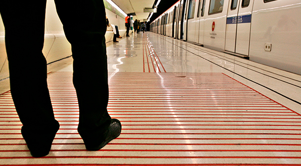 A licitación las obras de accesibilidad de la estación La Pau de Metro de Barcelona