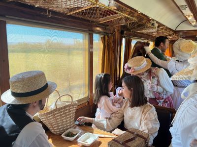 Viaje especial del Tren de la Fresa para conmemorar su cuarenta aniversario
