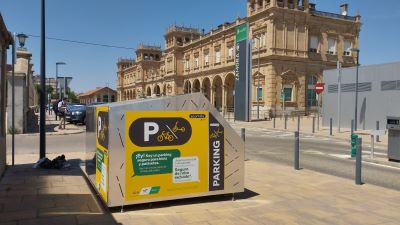 Las estaciones de Valladolid, Salamanca y Zamora estrenan aparcamiento seguro para bicicletas y patinetes