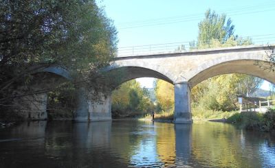 Obras de renovacin del puente sobre el ro Arga en Navarra para mejorar su proteccin