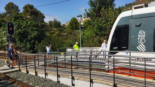 El tranva de Alicante ofrece servicio alternativo de autobs entre Altea y Calpe