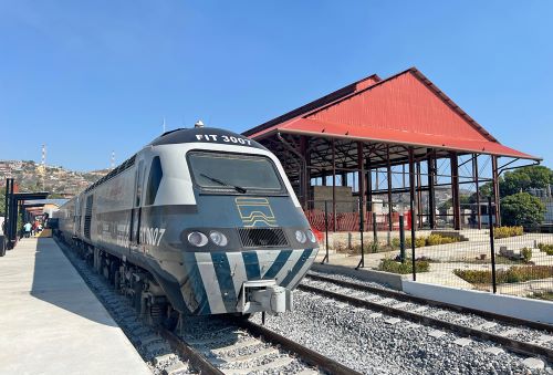 Reactivacin del ferrocarril de pasajeros en Mxico