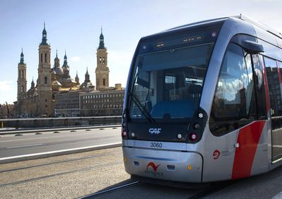 Servicio veinticuatro horas del tranva de Zaragoza este fin de semana