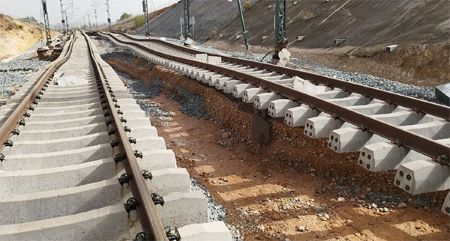 Tres lneas de cercanas y de alta velocidad Valencia-Madrid, gravemente daadas por la Dana