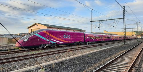 Los trenes de la serie 106 de Renfe transportaron a ms de 3,4 millones de viajeros en su primer semestre de servicio