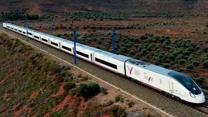 El 39 por ciento de los usuarios de alta velocidad y larga distancia de Renfe en 2024 viajaron por motivos de ocio y turismo