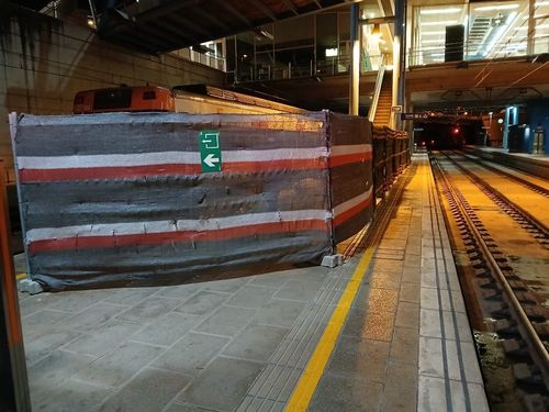 Renovacin de las escaleras mecnicas en la estacin de Vic, de Cercanas de Barcelona