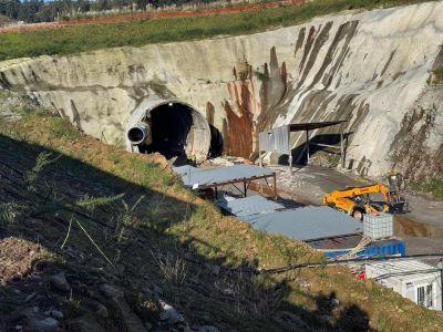 La futura conexión ferroviaria del Puerto Exterior de La Coruña impulsará su actividad