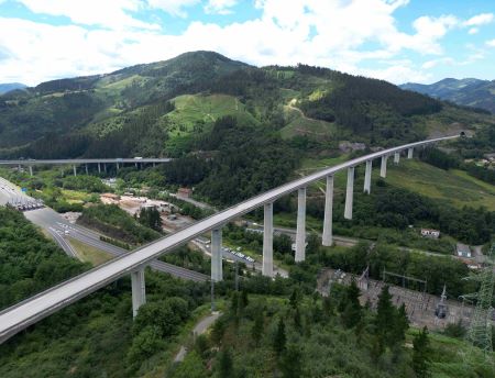 Se adjudica la redaccin del proyecto para montar las vas en el ramal guipuzcoano de la Y Vasca