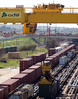Ampliado el plazo de los Premios Corredores de Adif hasta el 30 de mayo