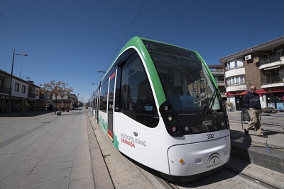 El tramo I de la prolongacin sur del metro de Granada, al 50 por ciento