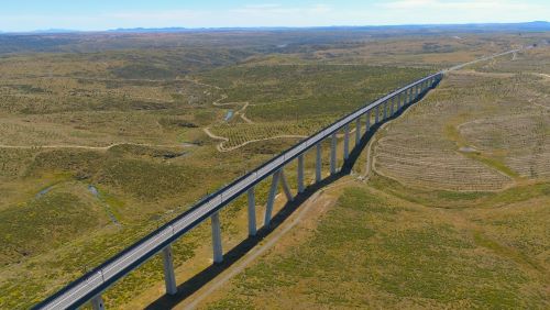 Casi 1.790 millones de euros licitados en 2025 en el Corredor Atlntico 
