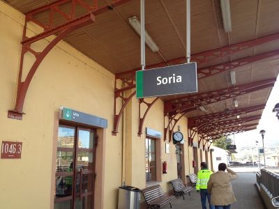 A licitacin la mejora de la proteccin de diez pasos a nivel en la lnea Torralba-Soria