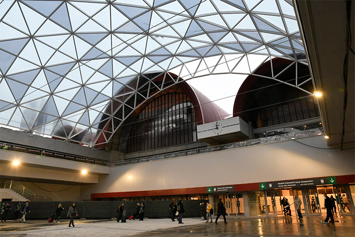 En servicio ms de 2.000 m2 adicionales del nuevo vestbulo de la estacin madrilea de Chamartn