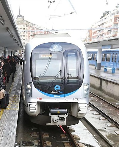 3 Los trenes de Euskotren entre Hendaia y Pasaia circular�n por un and�n distinto al actual