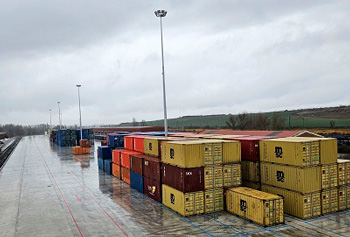Arrancan las nuevas instalaciones de la Terminal Intermodal de Navarra en No�in