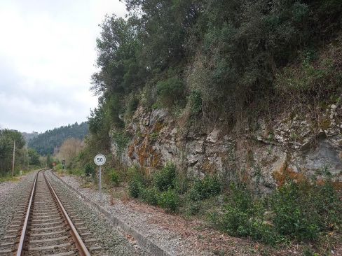 Estabilizaci�n de taludes en el tramo Udalla-Treto de la red de ancho m�trico de Cantabria