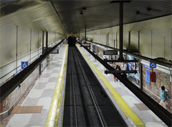 Metro de Madrid remodela la estacin de Pueblo Nuevo 