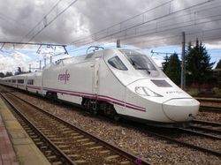 Renfe ampl�a en verano sus servicios a Vinaroz/Benicarl�/Pe��scola y Gand�a/Cullera 