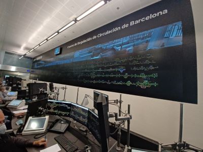 Adif invierte 15 millones de euros en mejorar las condiciones de circulación de la línea Lleida-Manresa
