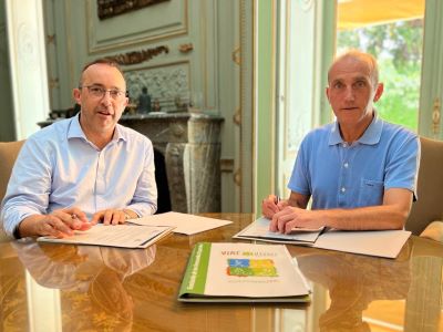 La Fundación de los Ferrocarriles Españoles y la Federación Española de Deportes y Montaña renuevan su colaboración