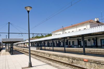 Renovación de la electrificación de la línea entre Jaén y Ciudad Real