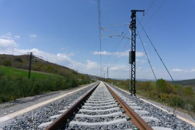 Adif AV adjudica el suministro de energía verde para el sistema ferroviario 