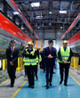 �scar Puente visita planta de producci�n de Hitachi Rail en Italia