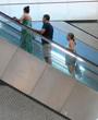 Renfe estrena dos escaleras mec�nicas en la estaci�n de San Fernando Centro, en C�diz