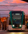 El Tram de Barcelona refuerza el servicio durante las fiestas de la Merc�