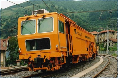 Execution of any project on metric gauge railways lines (Adif RAM, FGC, FGV, Metro, Euskotren, etc.), even with the use of heavy railway machinery